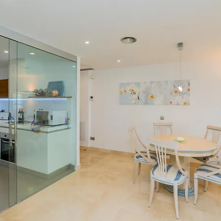 3 Bedroom Arqueros * מארבלה