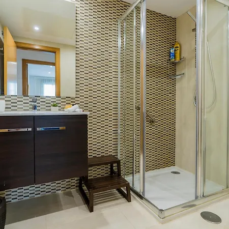 3 Bedroom Arqueros Apartman