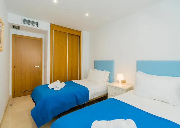 דירה 3 Bedroom Arqueros *